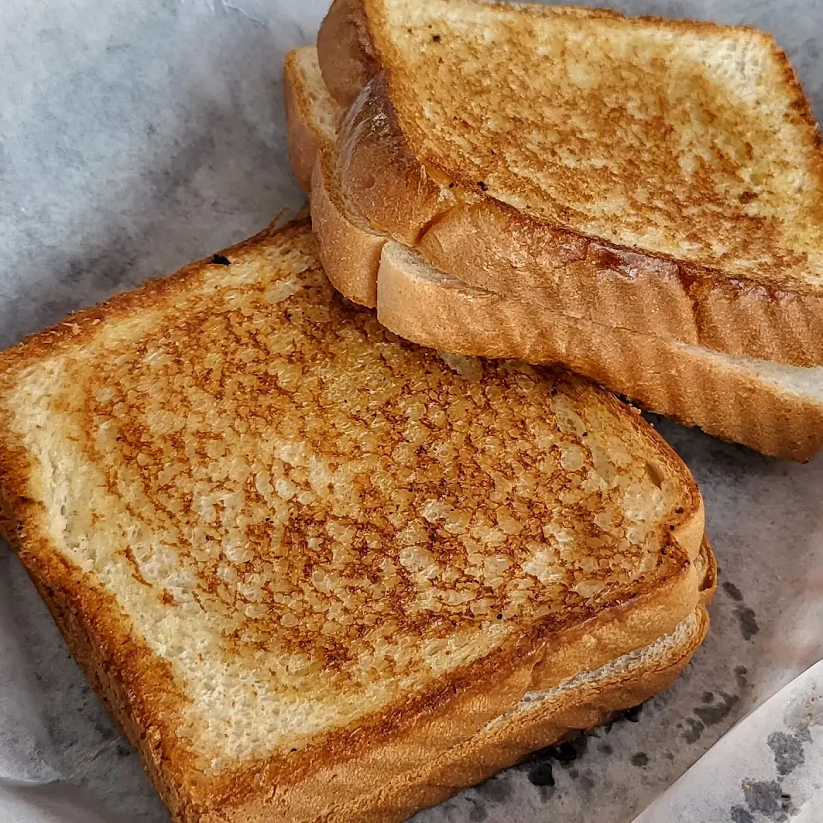 2 Grilled Cheese Sandwiches