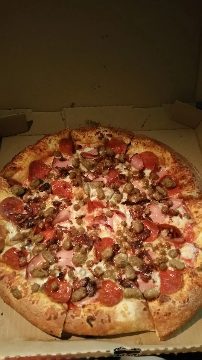 Meaty Pizza