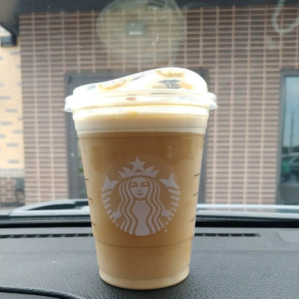 Nitro Brew Vanilla and Sweet Cream