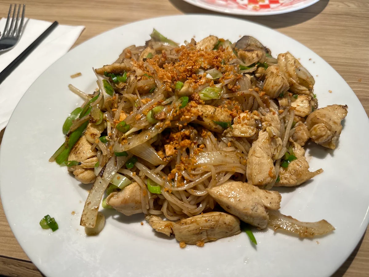Chicken Pad Thai
