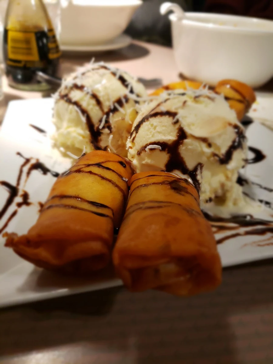 Deep Fried Banana Rolls with Ice Cream