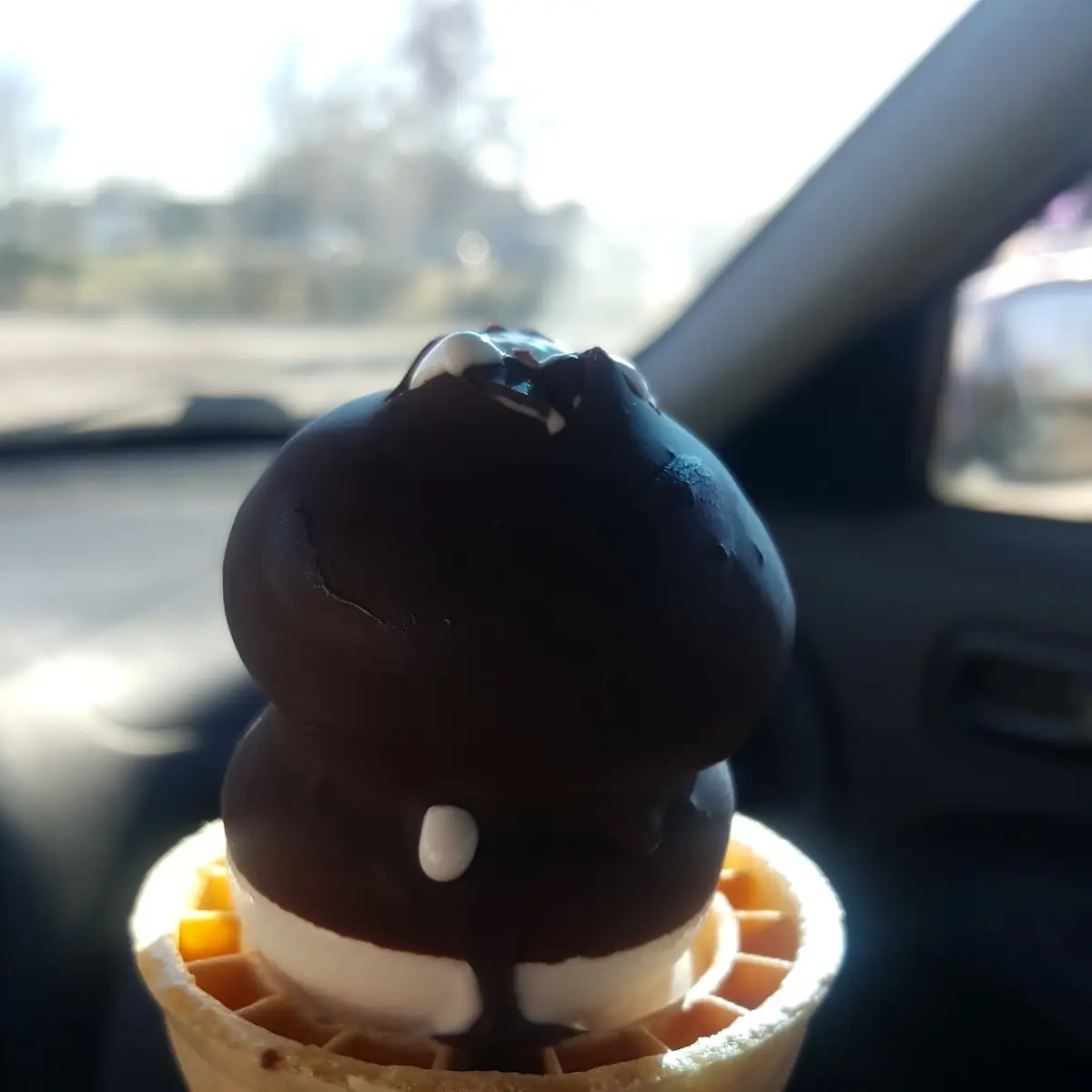 Small Dipped Ice Cream Cone