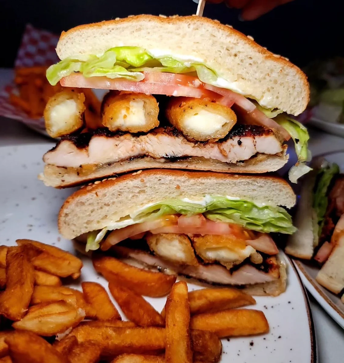 Crevette Burger, Léo's Taproom