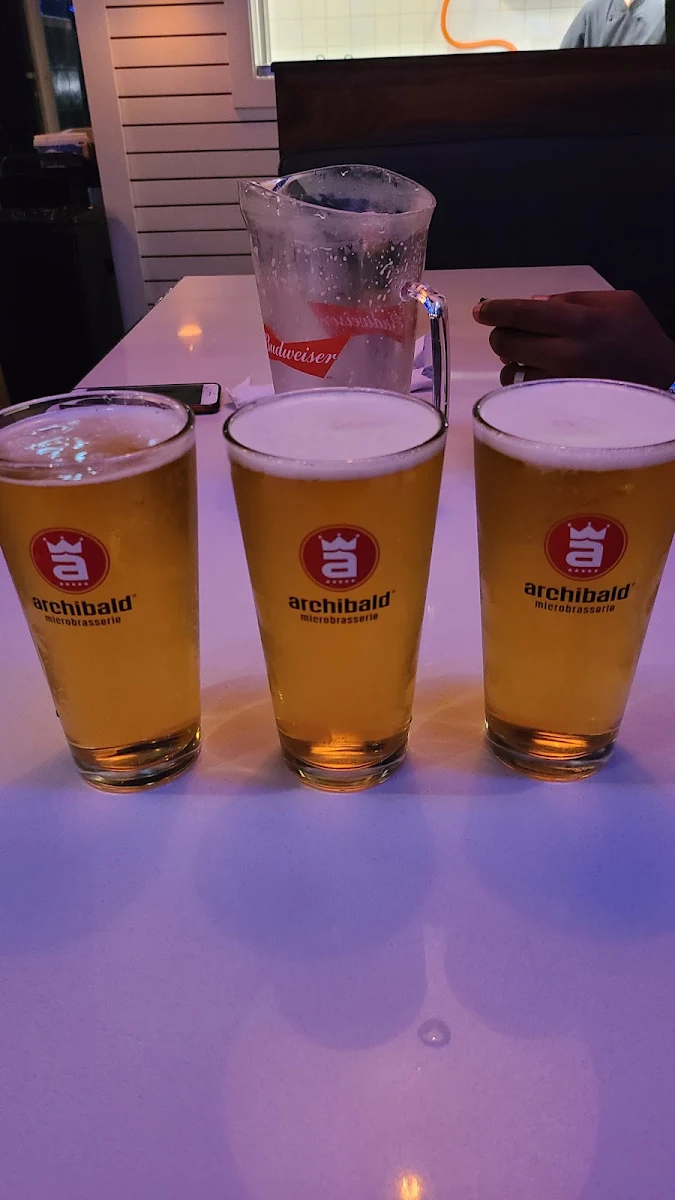 Stella Artois, Léo's Taproom