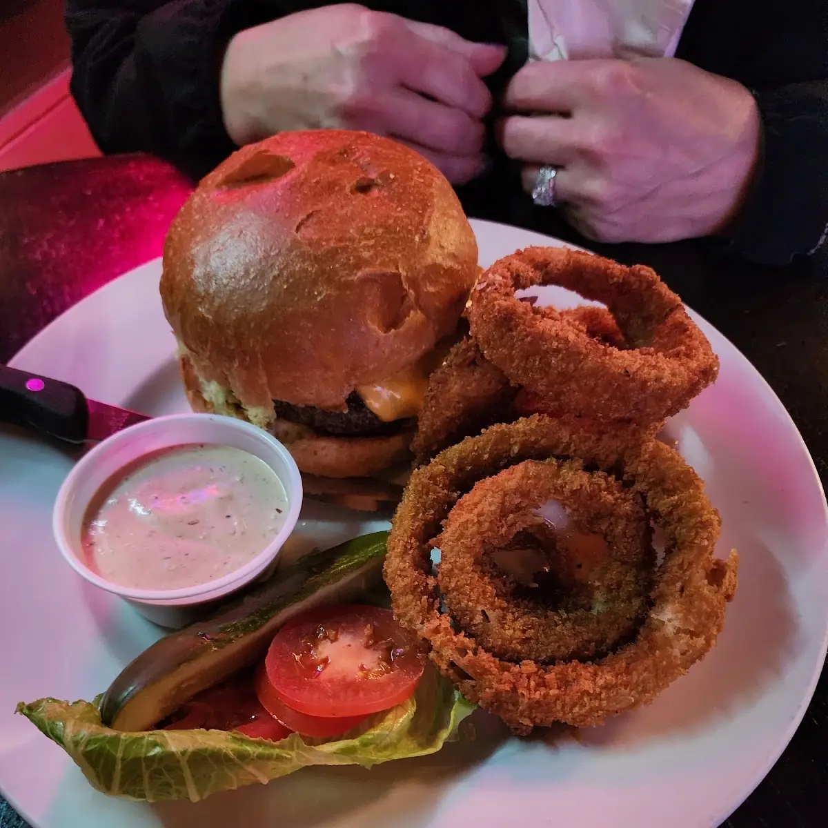The Hideaway Bacon Cheeseburger