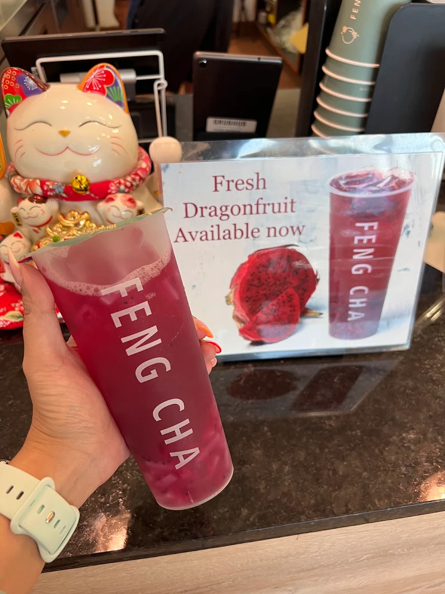 Dragonfruit Tea with Lychee Jelly