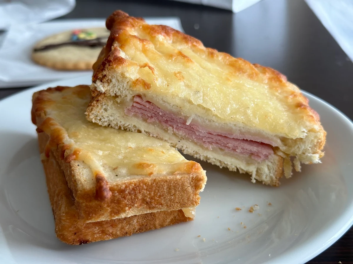 Butter Ham Brie Cheese Sandwich