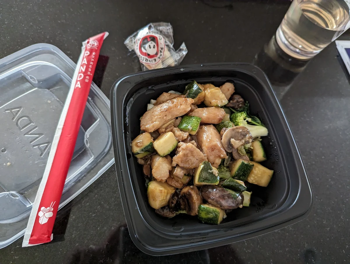 Mushroom Chicken over Steamed Vegetables