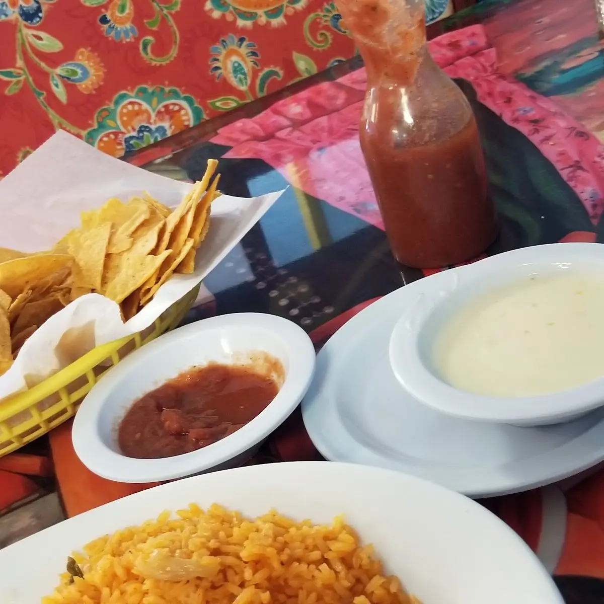 Cheese Dip Chips and Salsa