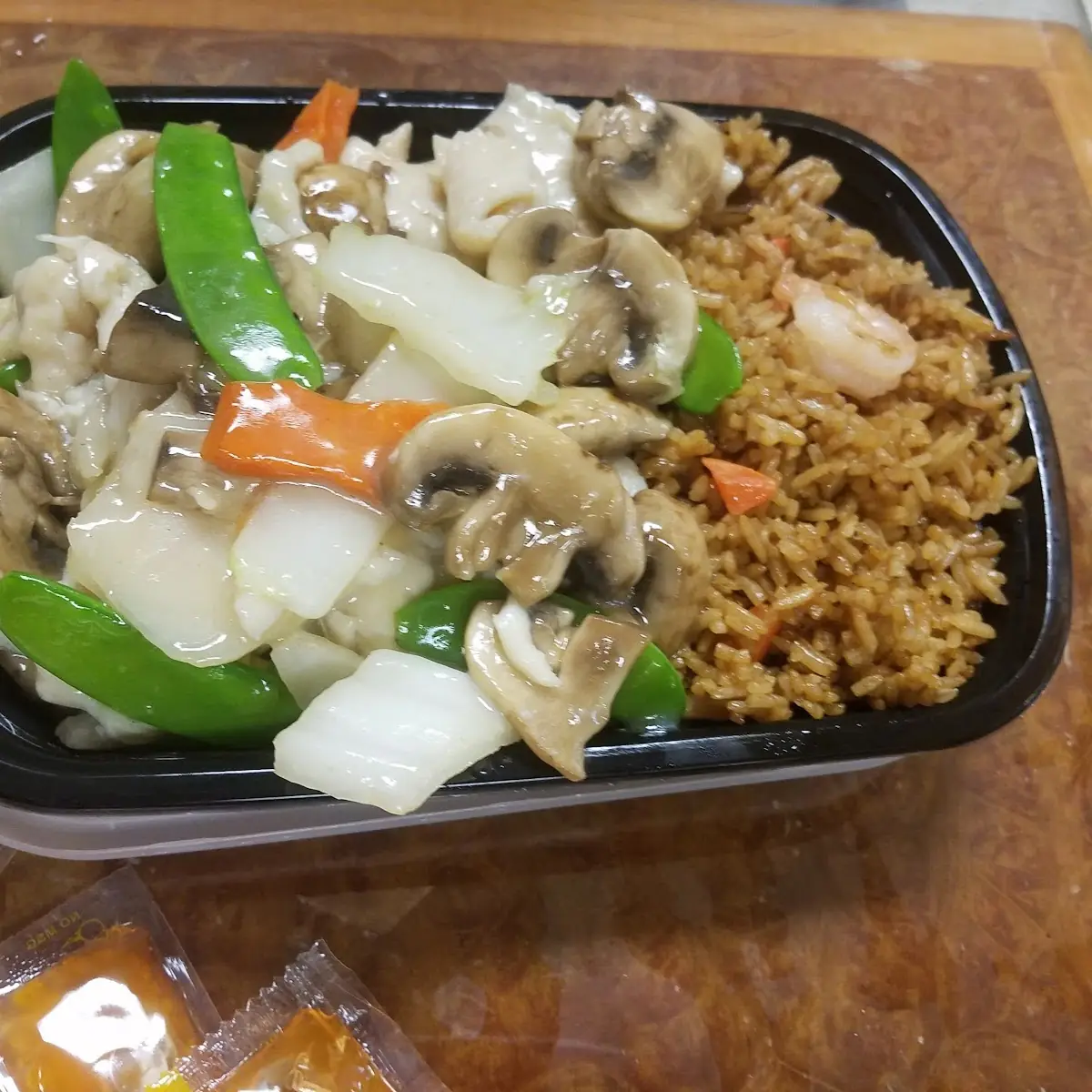 Double Delight with Garlic Sauce