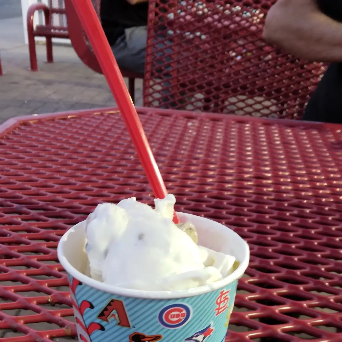 Candy Cane Chill Blizzard Treat