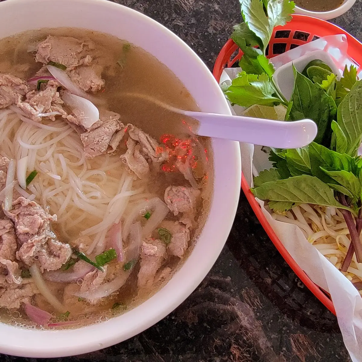 Pho Tai
