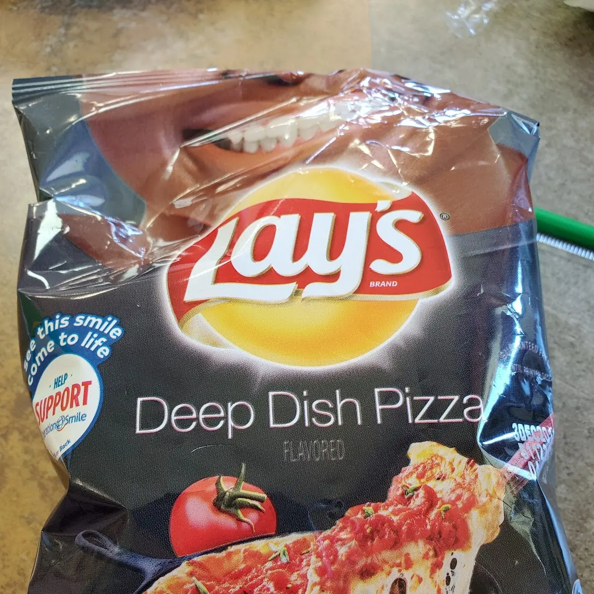 Deep Dish Pizza Potato Chips