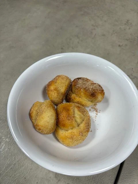 Cinnamon Sugar Fried Knots 6