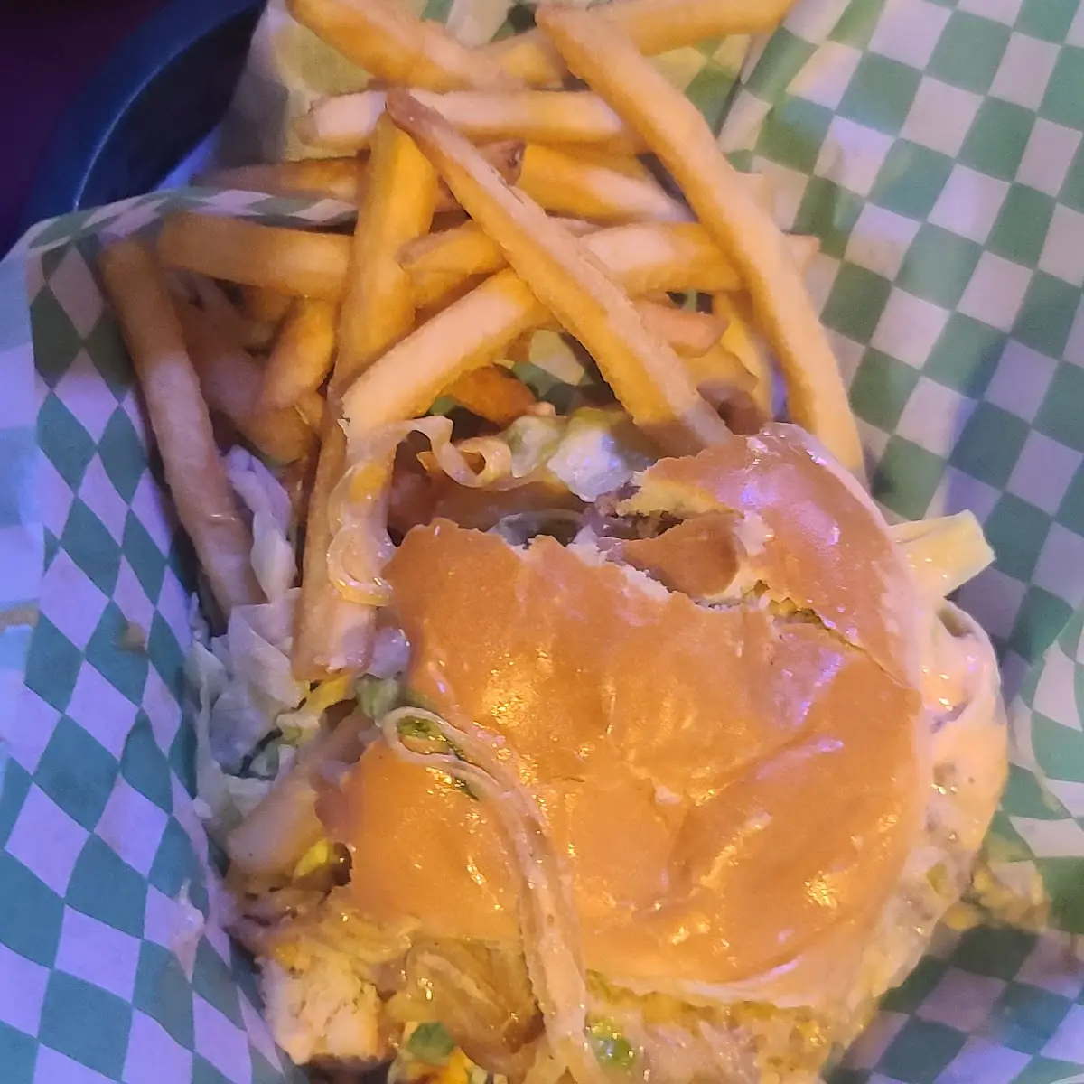 Saucy Lucy Burger