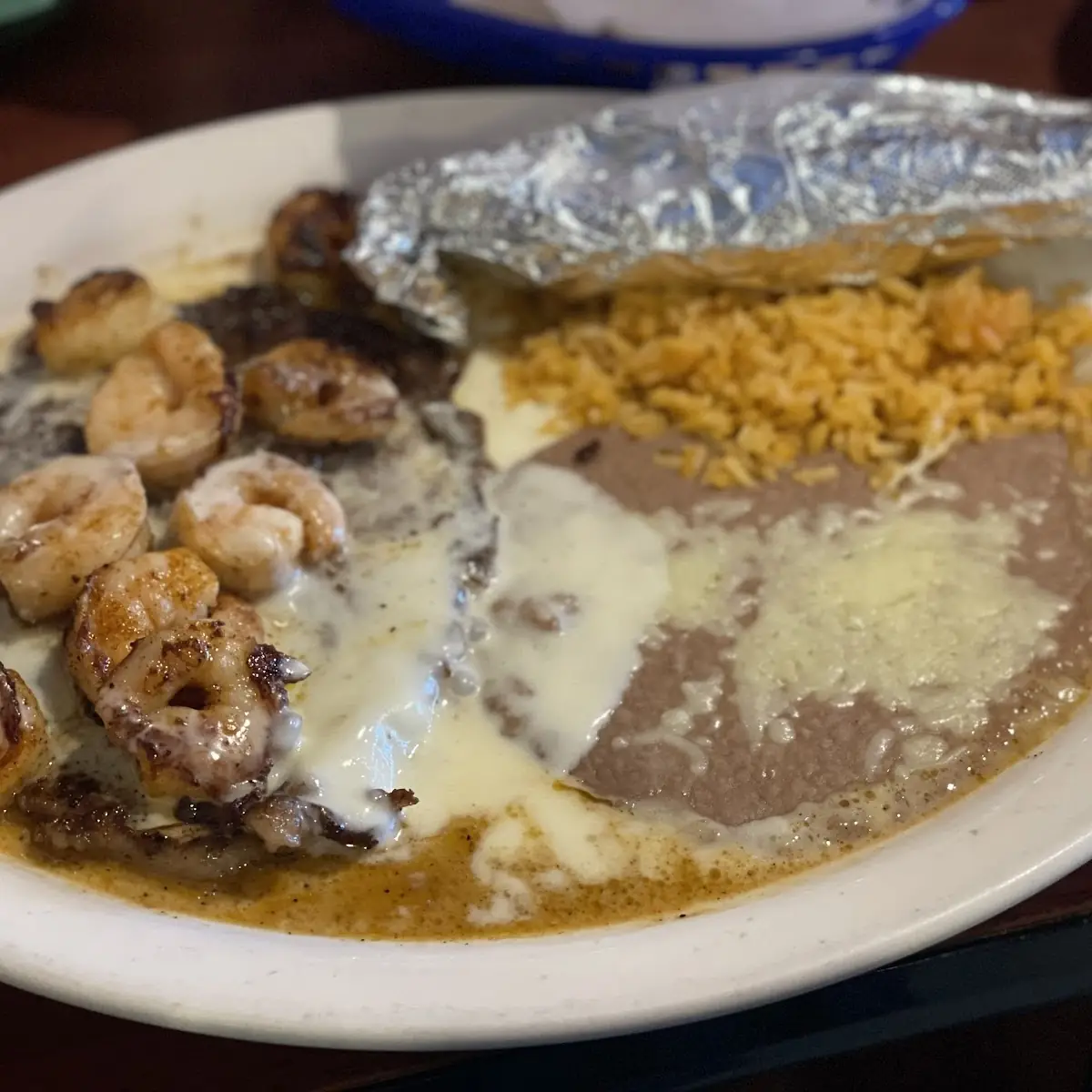 Rib-Eye Steak Con Camarón