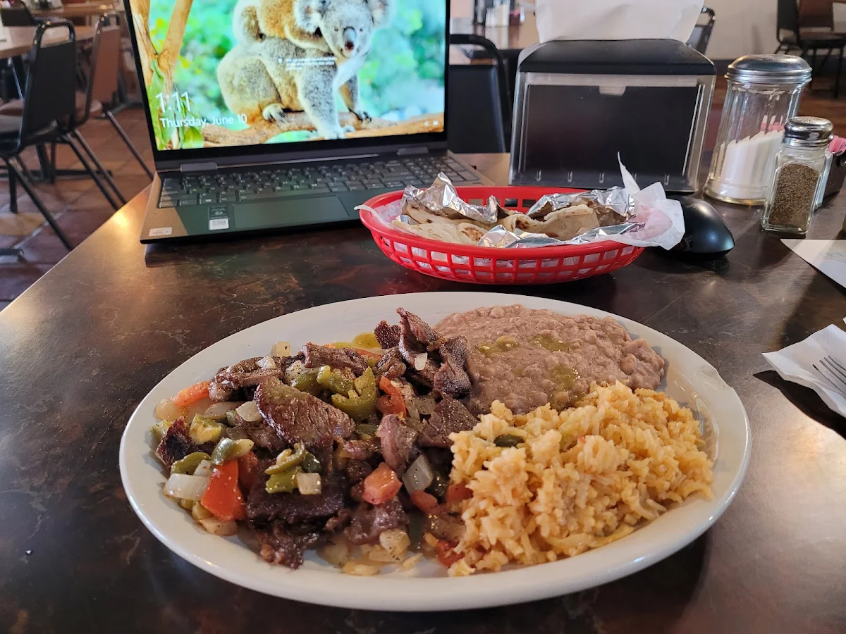 Steak Ala Mexicana Plate