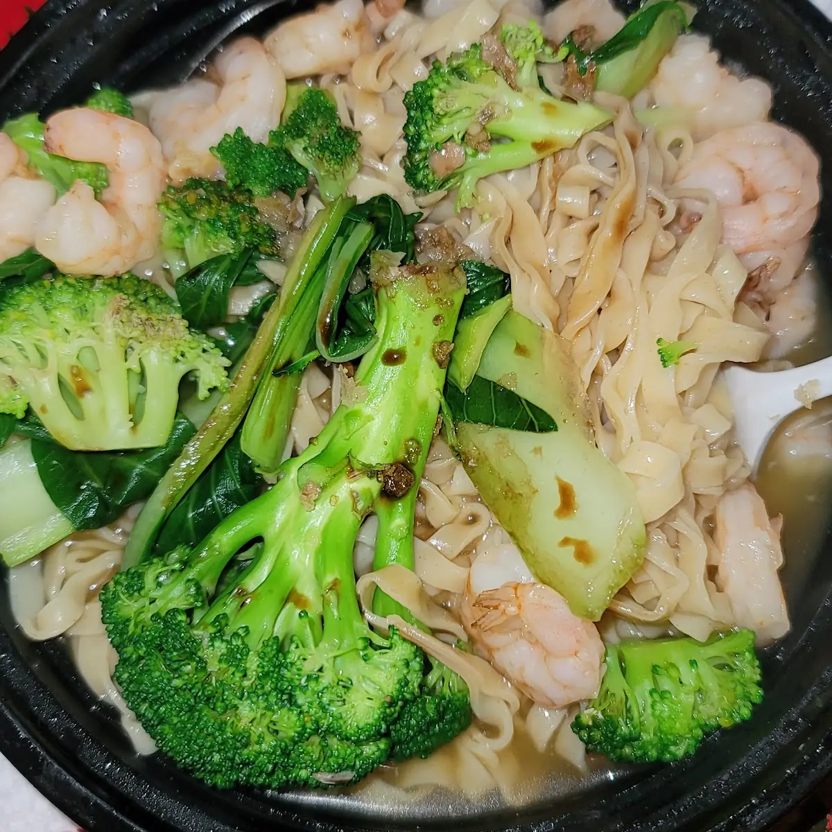 Beef Egg Noodle Soup