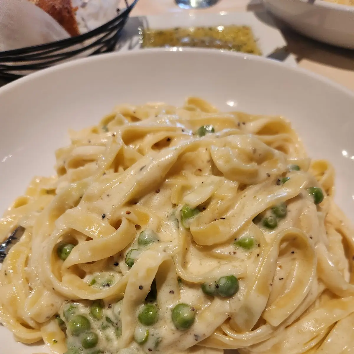 Fettuccine Alfredo