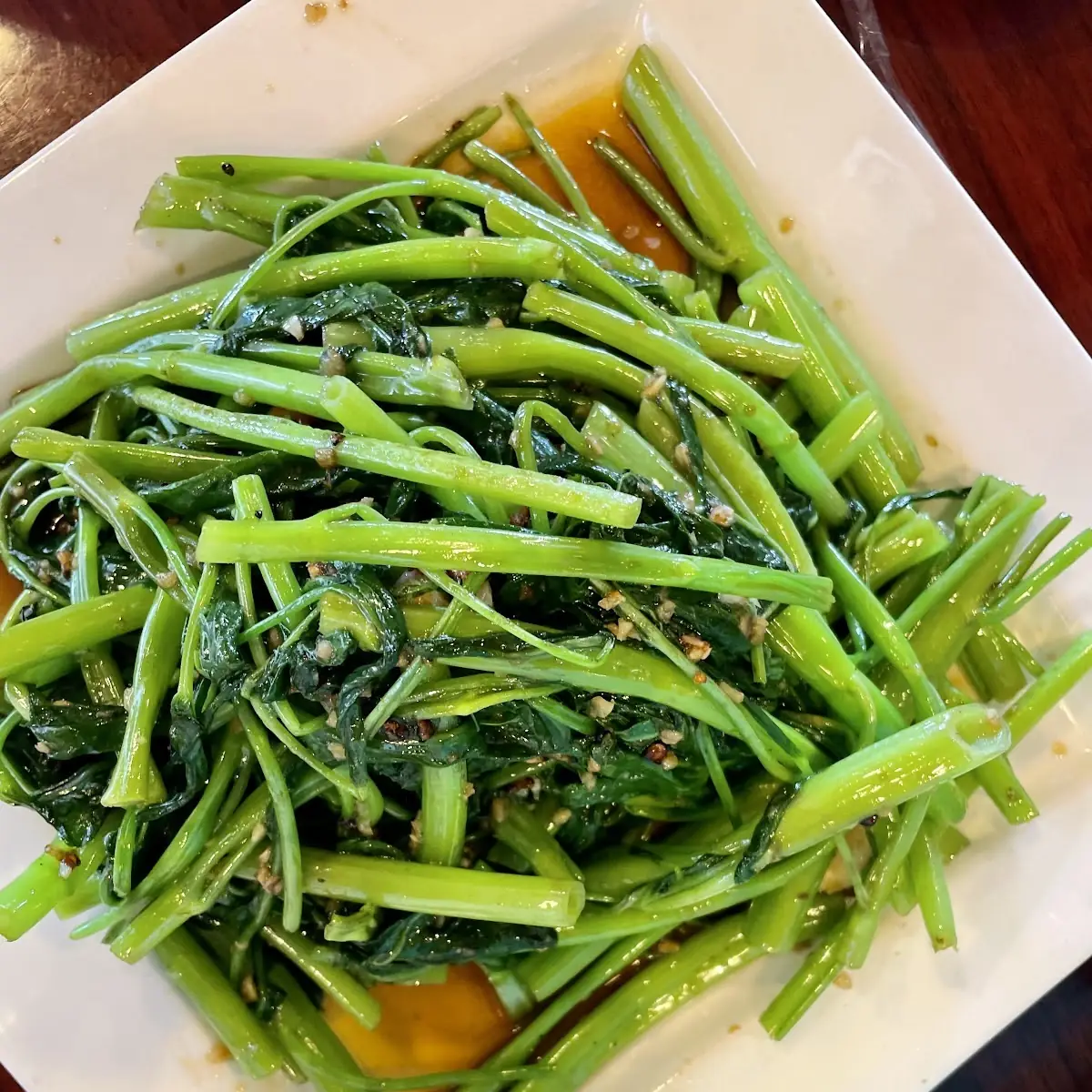 Stir-Fly Snow Pea Leaves with Garlic
