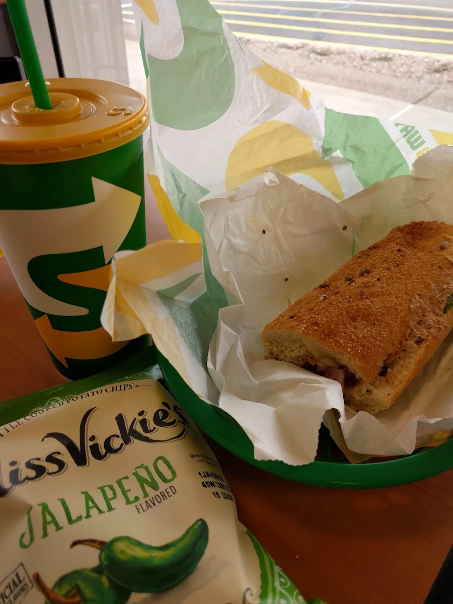 6 Tuna Salad Sub Meal with Chips and Drink