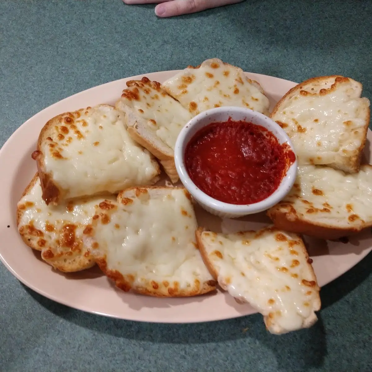 Garlic Cheesy Bread with Marinara Sauce