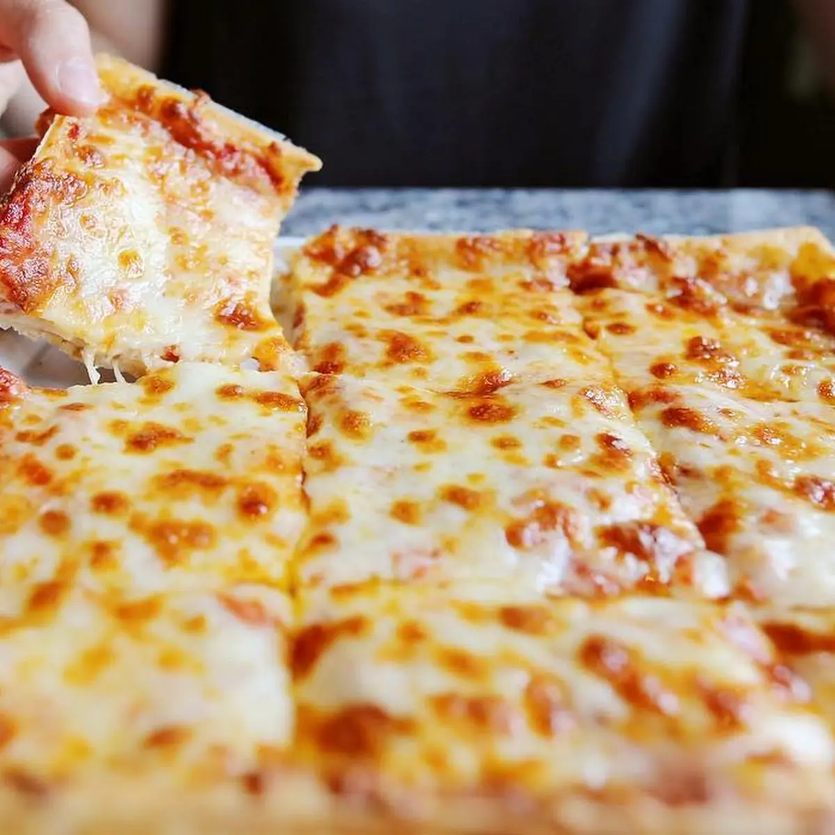 Ledo White Pizza