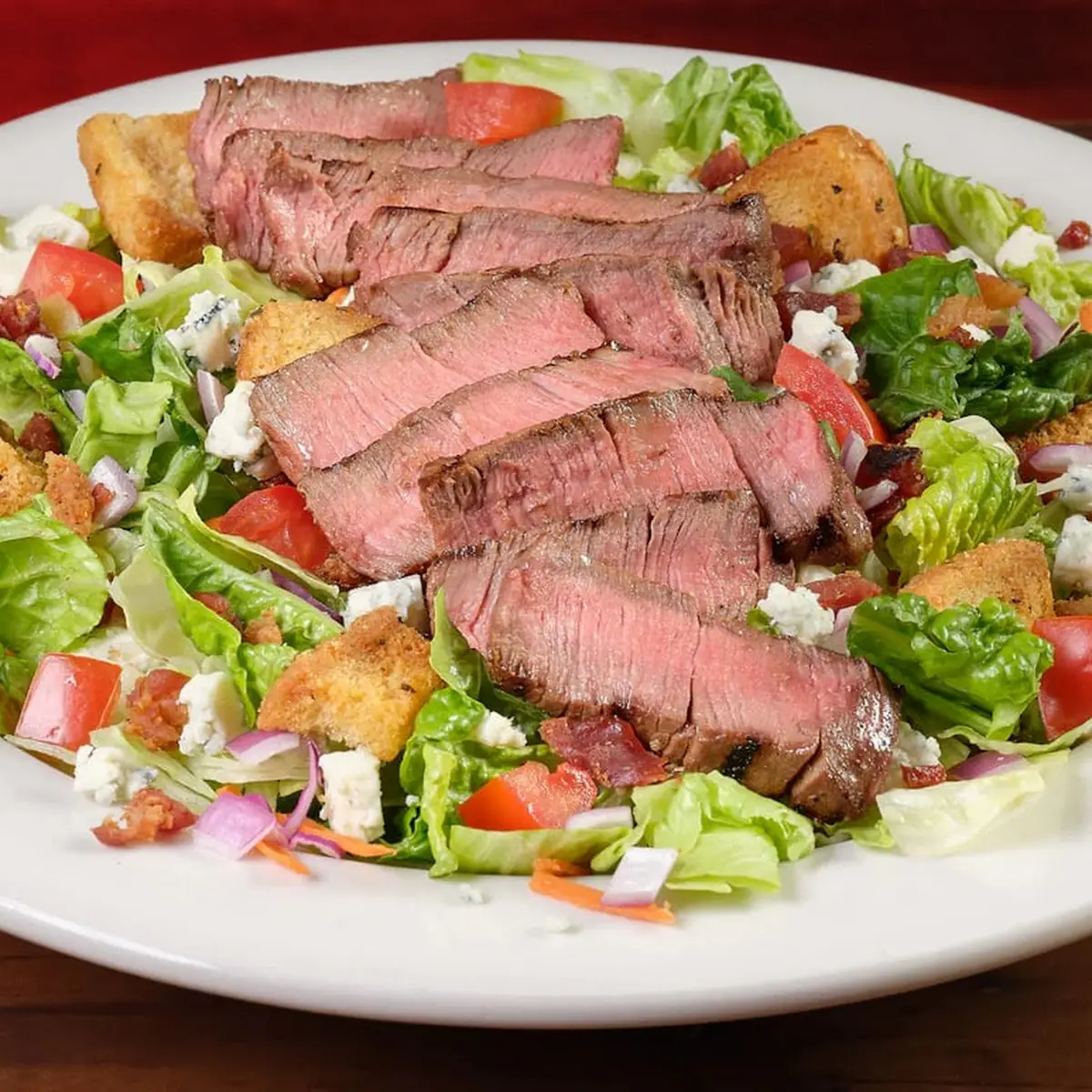 Steakhouse Filet Salad