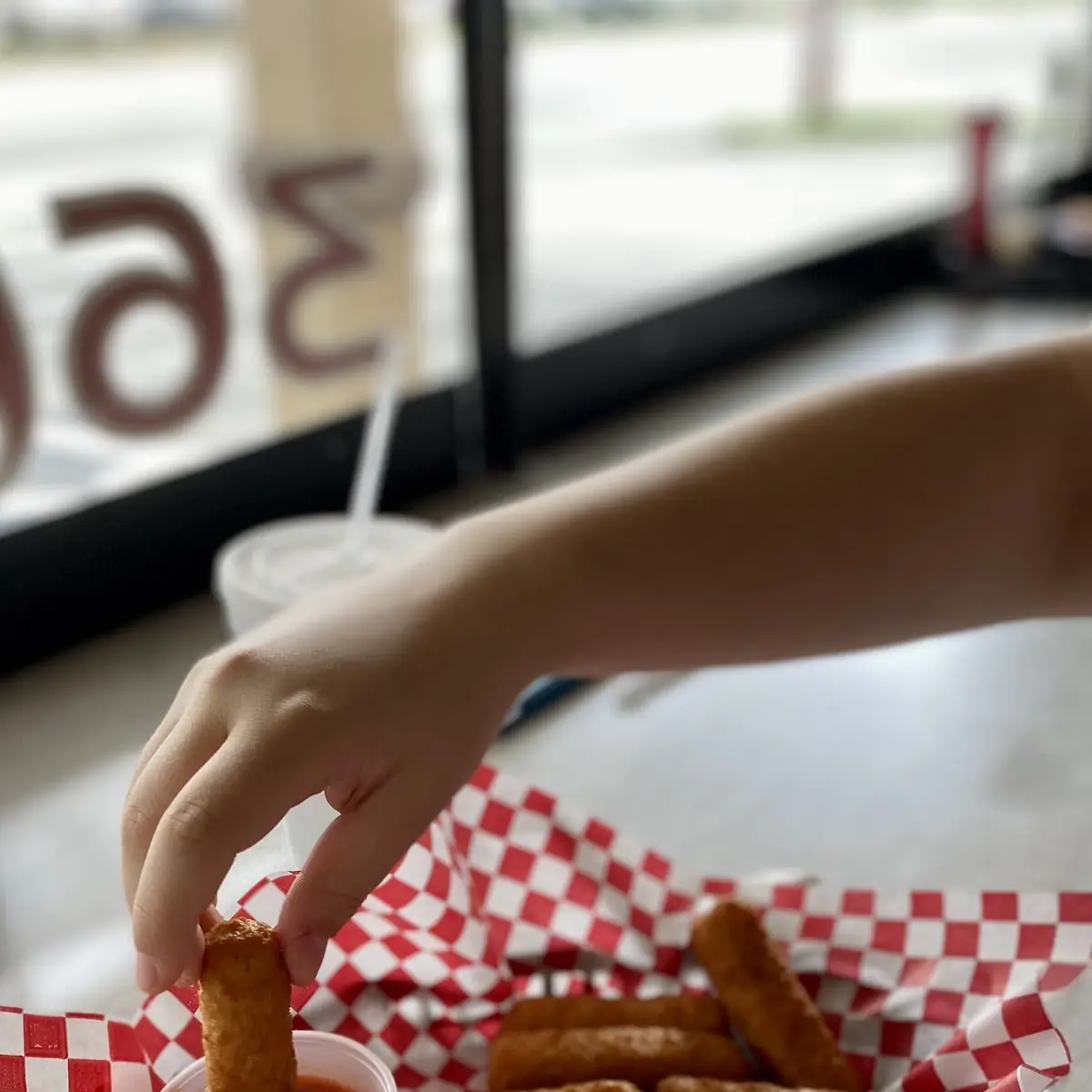 Mozzarella Sticks 8