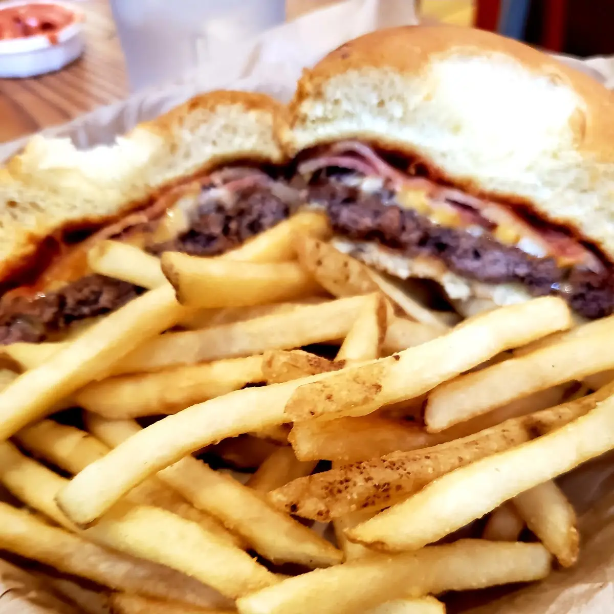 Bacon Cheeseburger