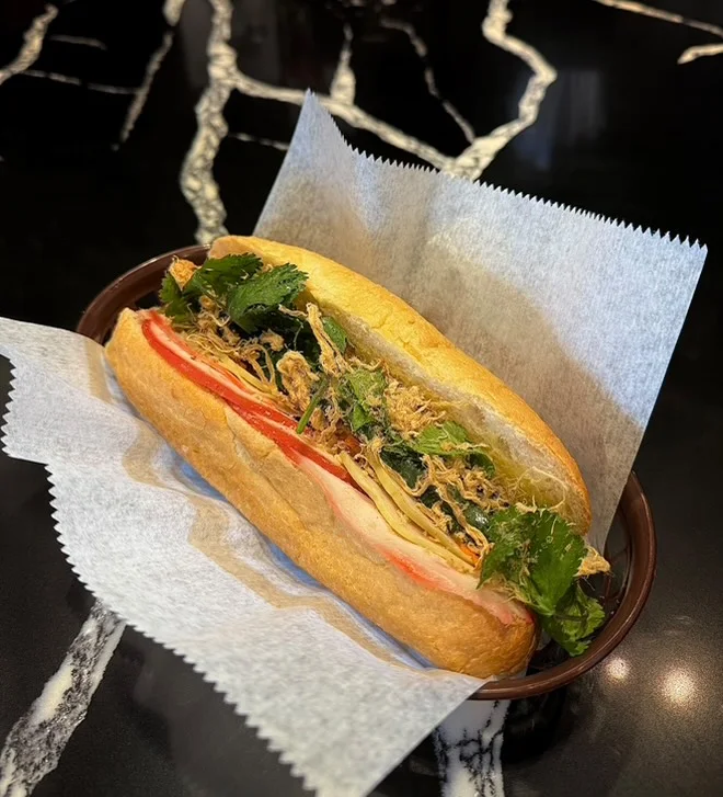 Banh MI DAC Biet