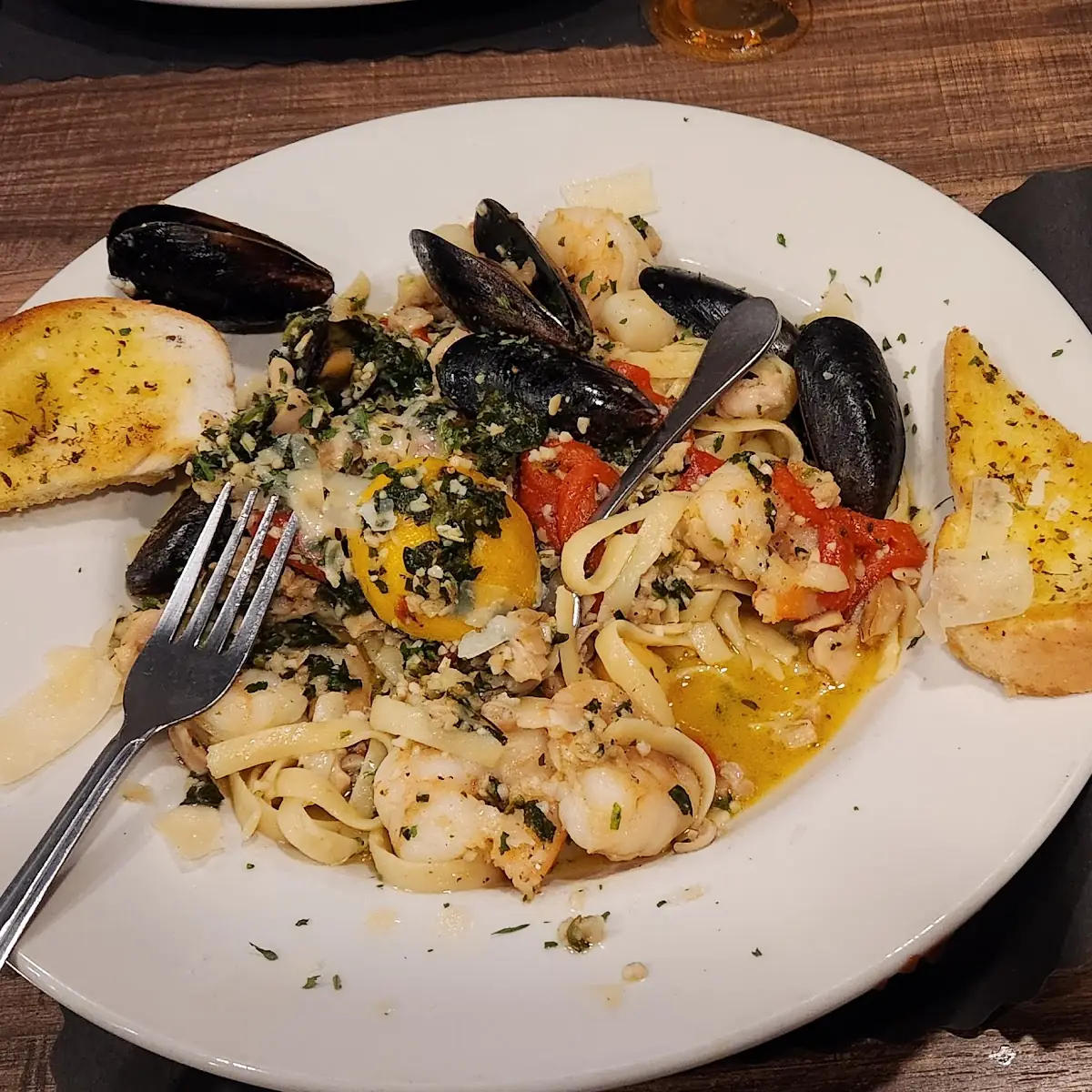 Seafood Linguine