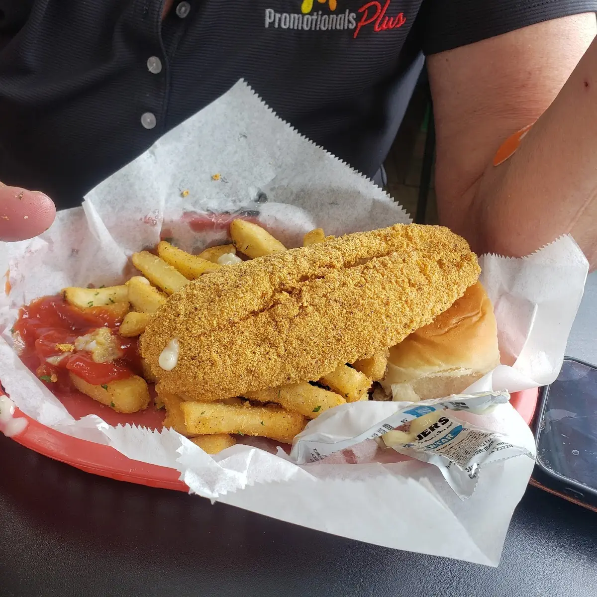 Catfish Plate