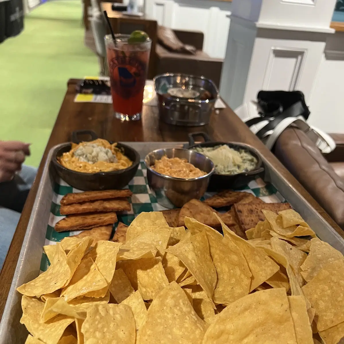 Chips Salsa & Queso