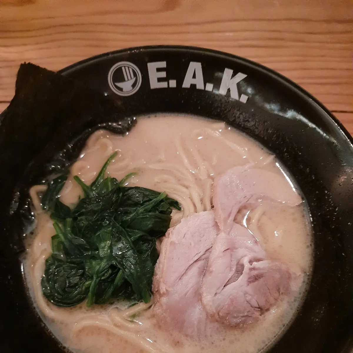 E a K Ramen
