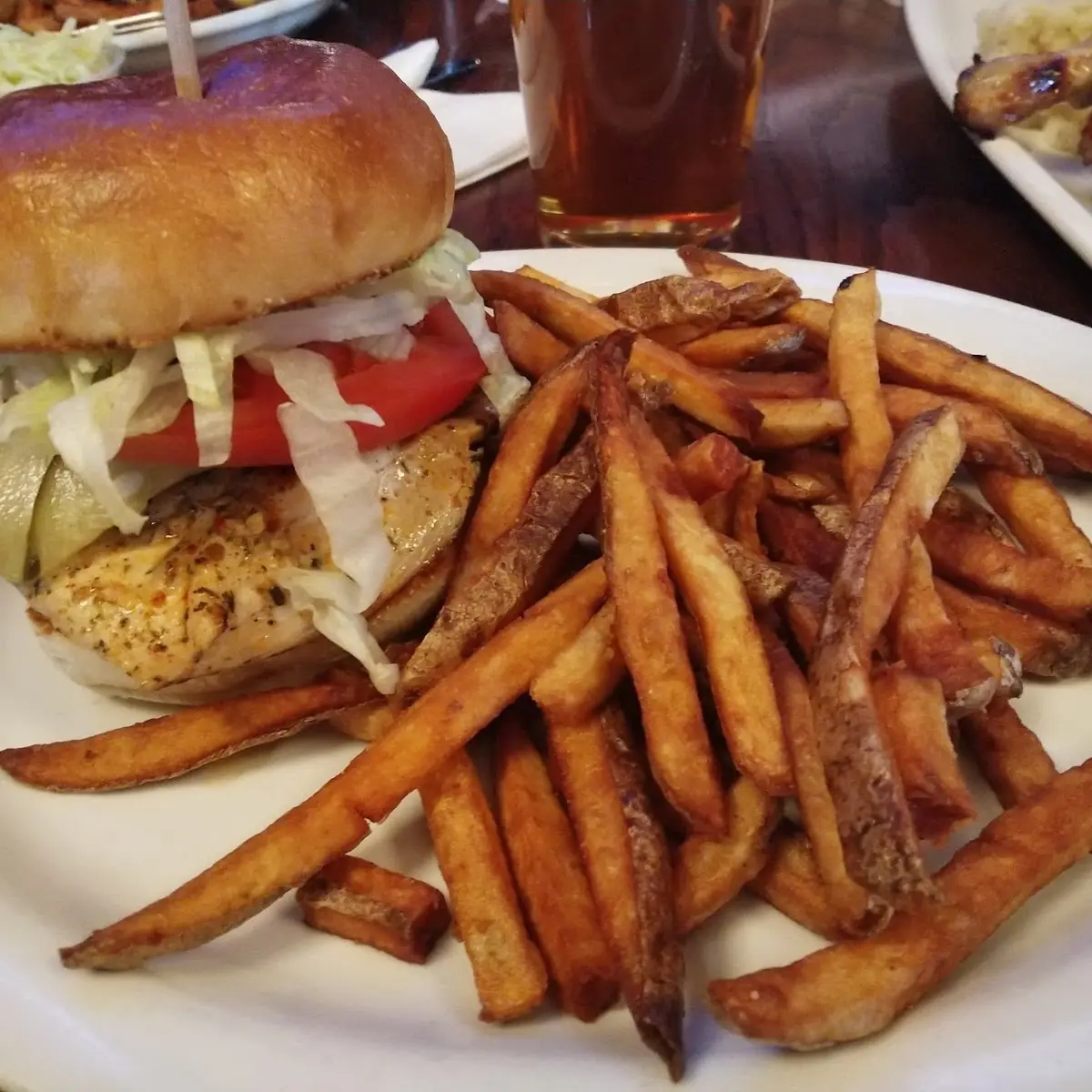 Chicken Burger, Johnny Shotz