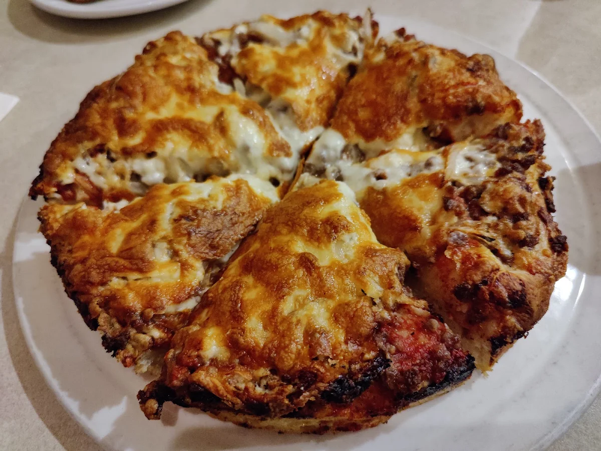 Beef and Onion Pizza, Royal Pizza Old Strathcona