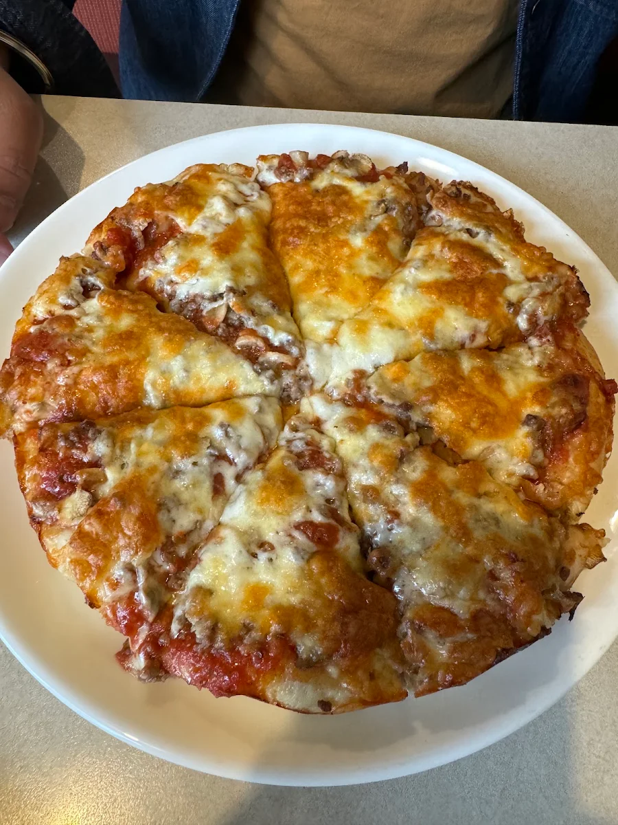 Beef Pizza, Royal Pizza Old Strathcona