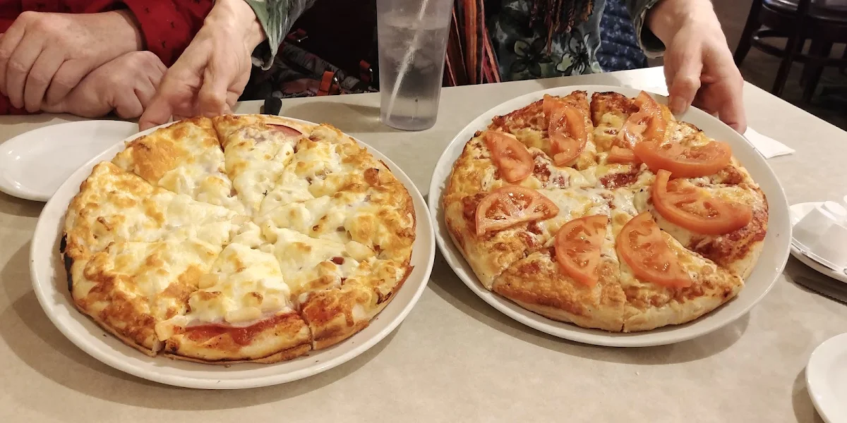 Hawaiian Pizza and Fresh Tomato, Royal Pizza Old Strathcona