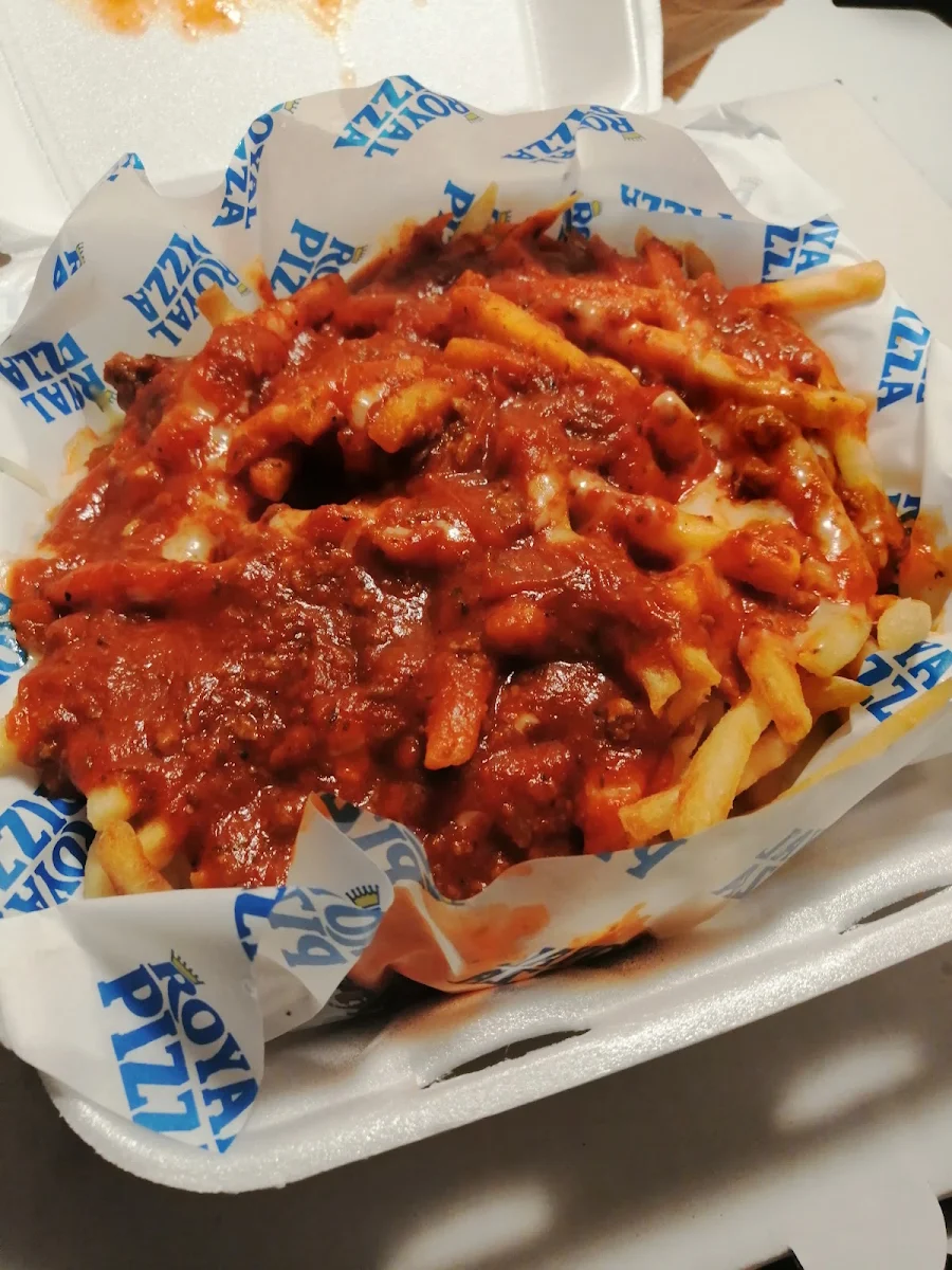 Meat Sauce Poutine, Royal Pizza Old Strathcona