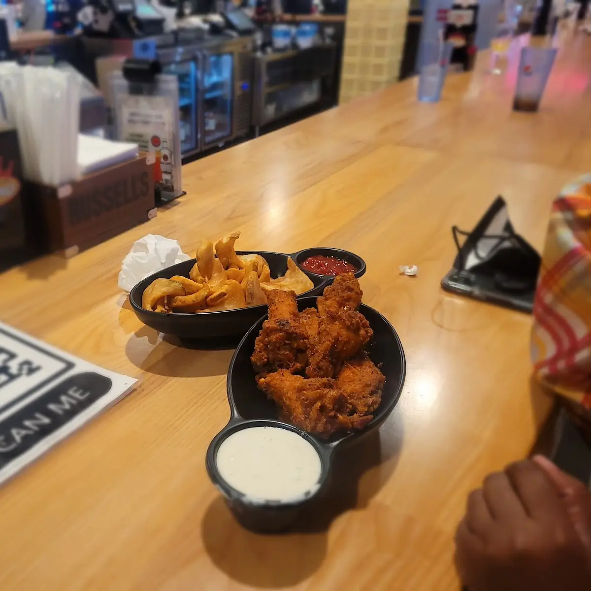 Signature Jumbo Wings