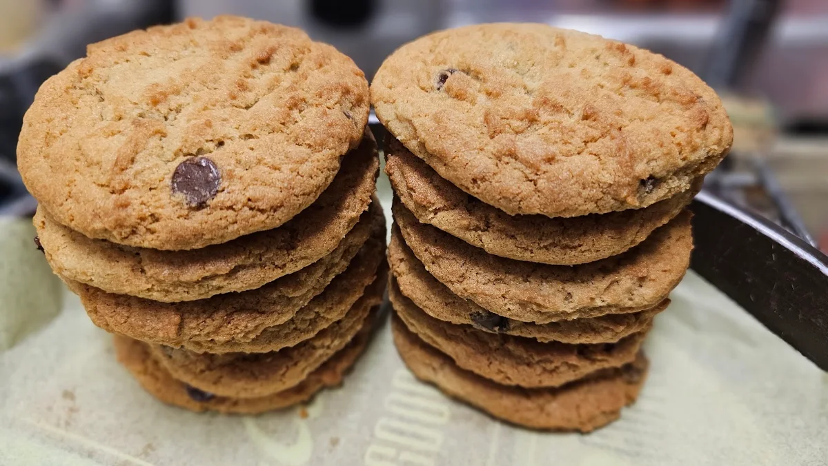 Chocolate Chip Cookie