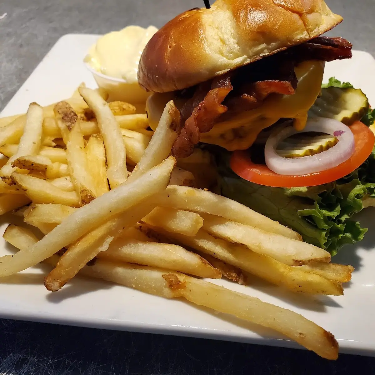 Busters Bacon Burger