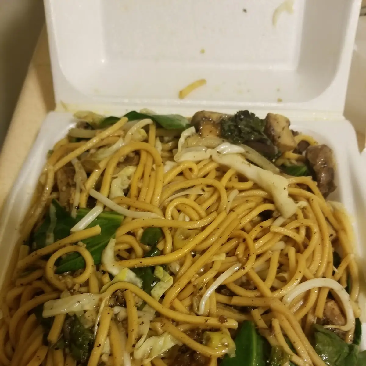 Jerk Chicken Chow Mein