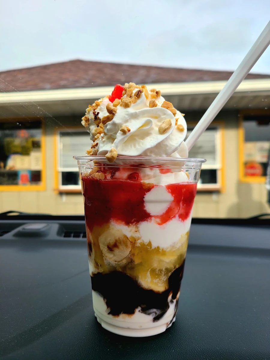 Banana Split in a Cup