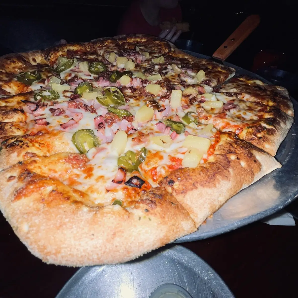 Jalapeño Hawaiian Pizza