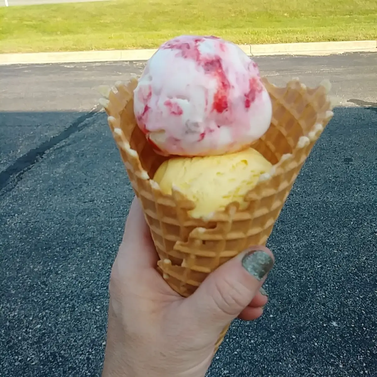 Non-Dairy Strawberry Streusel