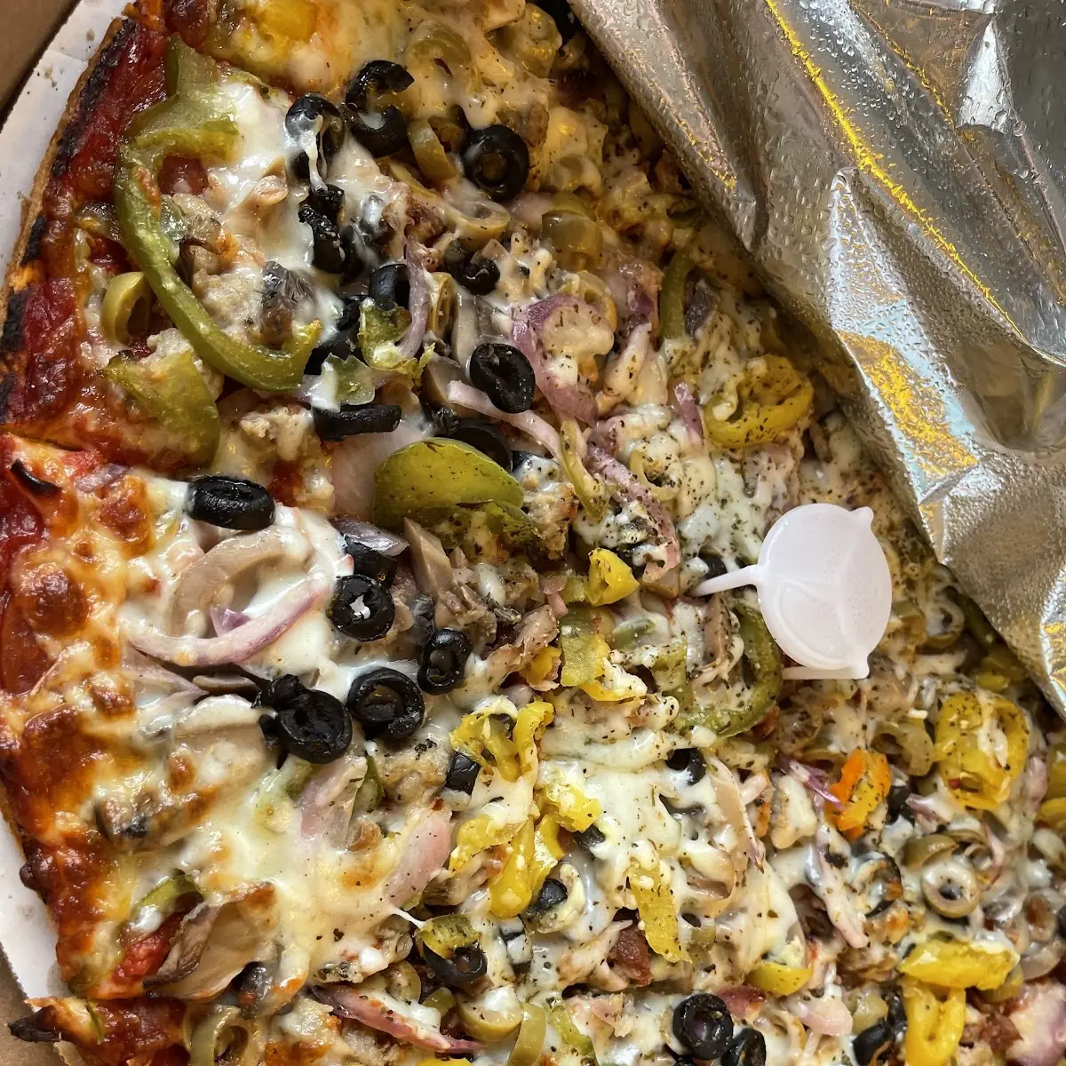 Large Supreme Pizza