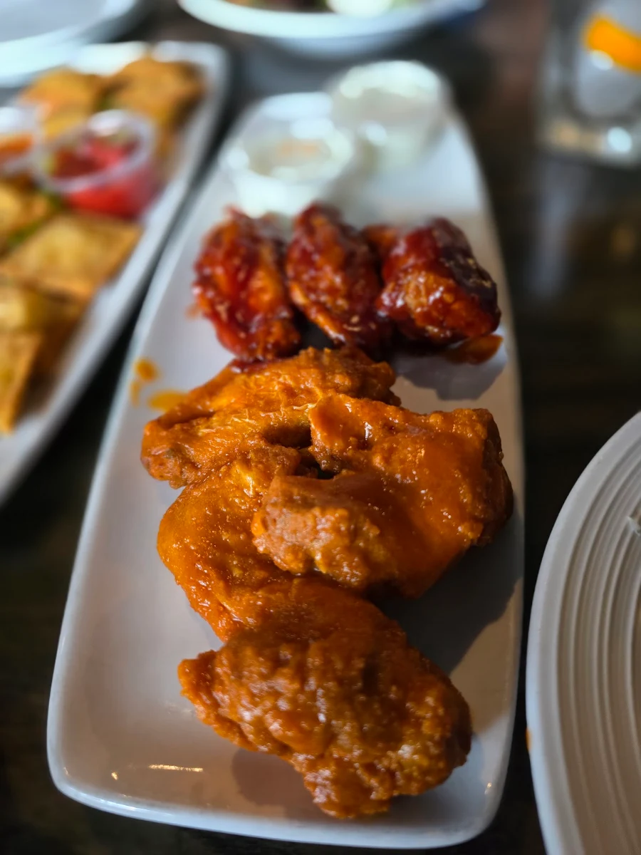 Hot Wings- 3 Hot 3 BBQ