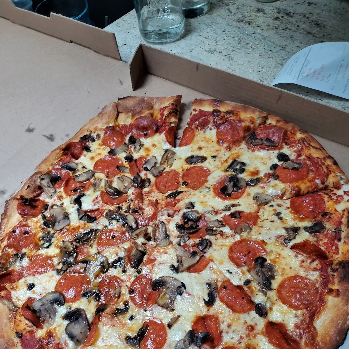 Pepperoni & Mushroom Pizza